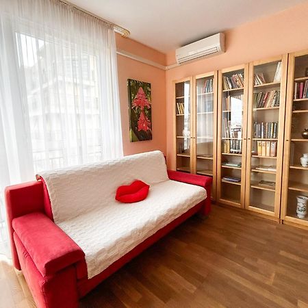 Lovely Home - Free Parking Budapest Bagian luar foto