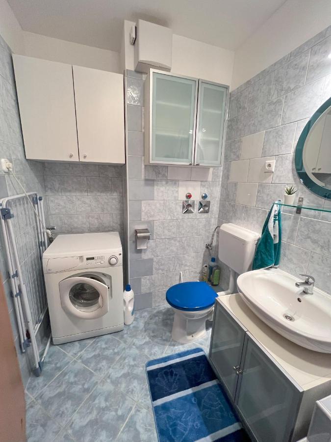Lovely Home - Free Parking Budapest Bagian luar foto