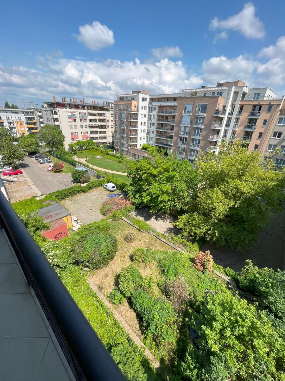 Lovely Home - Free Parking Budapest Bagian luar foto