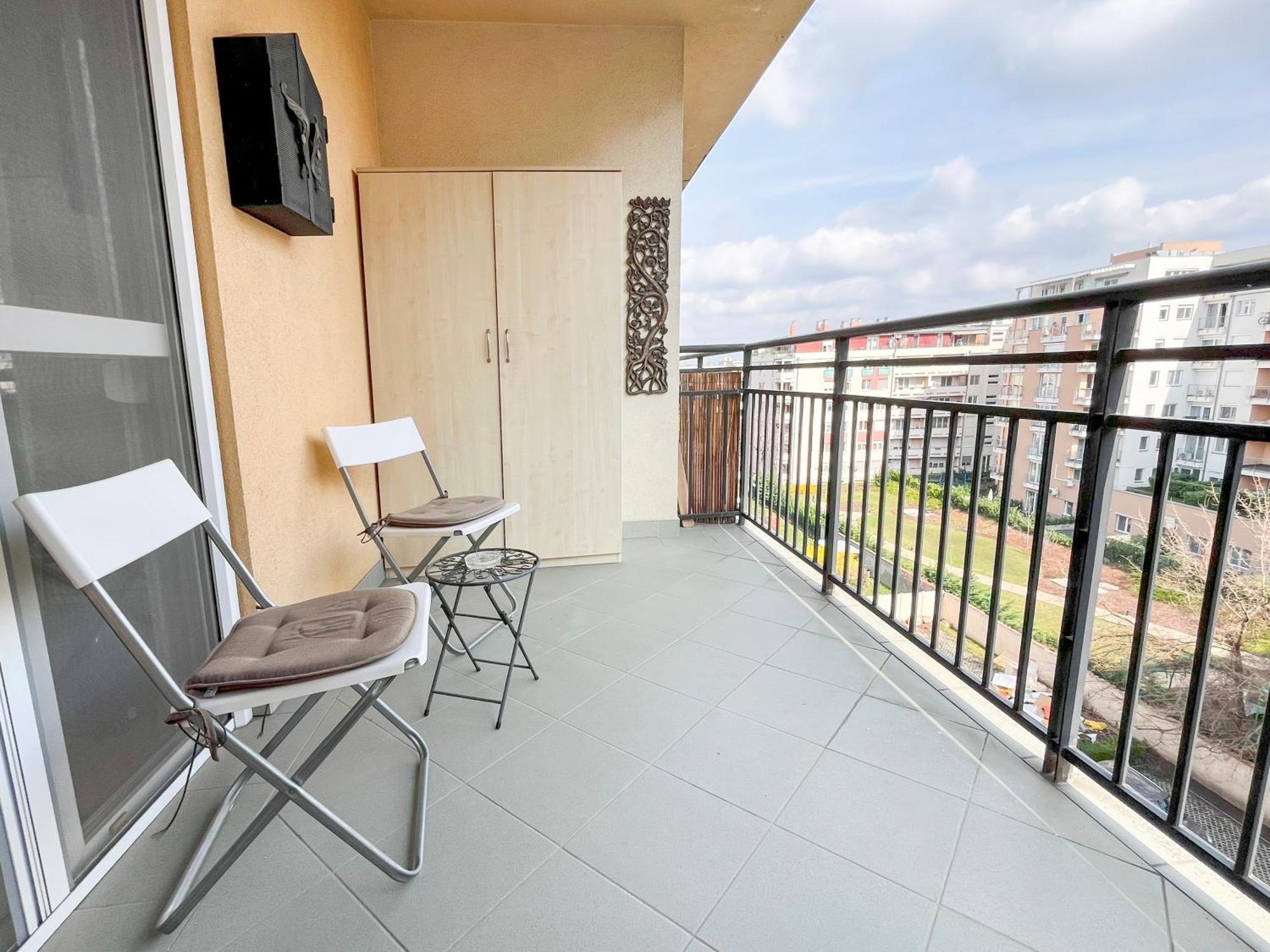 Lovely Home - Free Parking Budapest Bagian luar foto